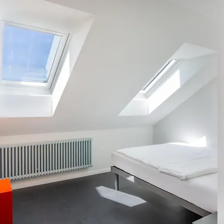 ホテル Marta - 1950's Architecture In Zurich's Vibrant Old Town, Near Main Station