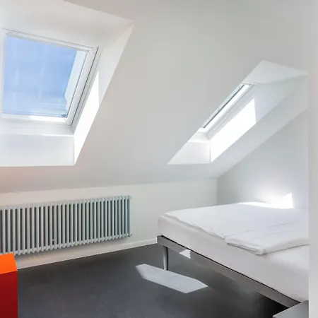 Marta - 1950's Architecture In Zurich's Vibrant Old Town, Near Main Station 2* 苏黎世