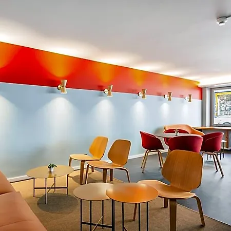 Hotel Marta - 1950's Architecture In Zurich's Vibrant Old Town, Near Main Station Zúrich