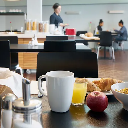 Marta - 1950's Architecture In Zurich's Vibrant Old Town, Near Main Station 酒店