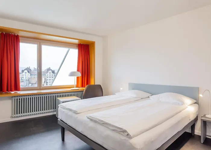 Marta - 1950's Architecture In Zurich's Vibrant Old Town, Near Main Station מלון