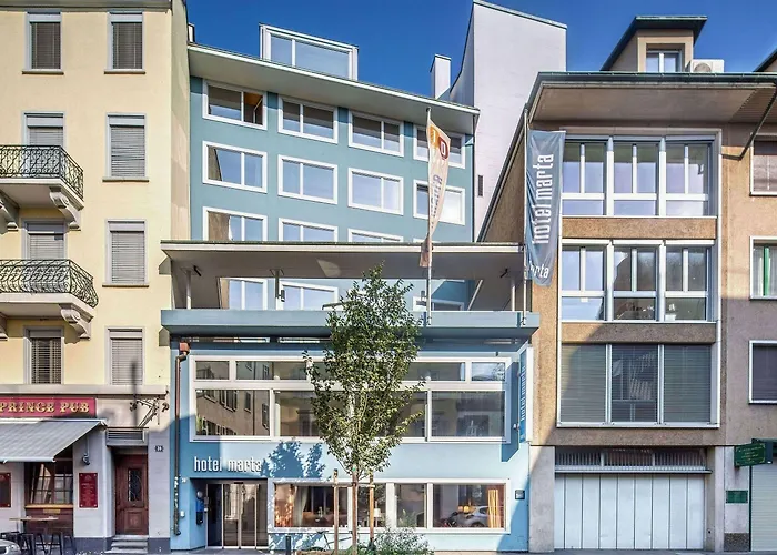 Szálloda Marta - 1950's Architecture In Zurich's Vibrant Old Town, Near Main Station Zürich