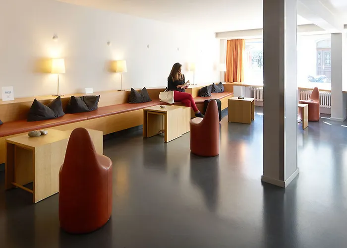 Marta - 1950's Architecture In Zurich's Vibrant Old Town, Near Main Station 2* ציריך