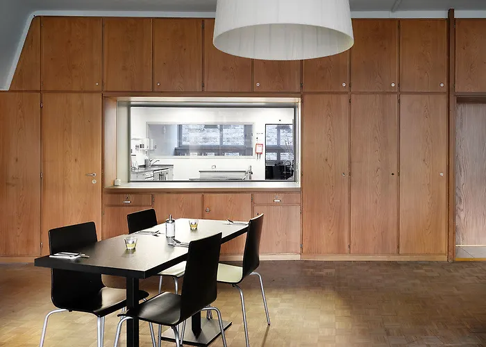 Marta - 1950's Architecture In Zurich's Vibrant Old Town, Near Main Station 2*