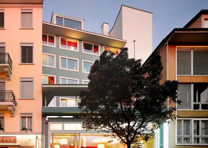 Marta - 1950's Architecture In Zurich's Vibrant Old Town, Near Main Station ציריך